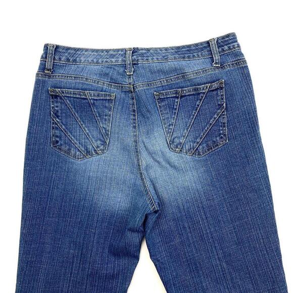 BandolinoBlu Aria Bootcut Women's size 8 Medium Wash Blue Denim Jeans - Picture 2 of 4